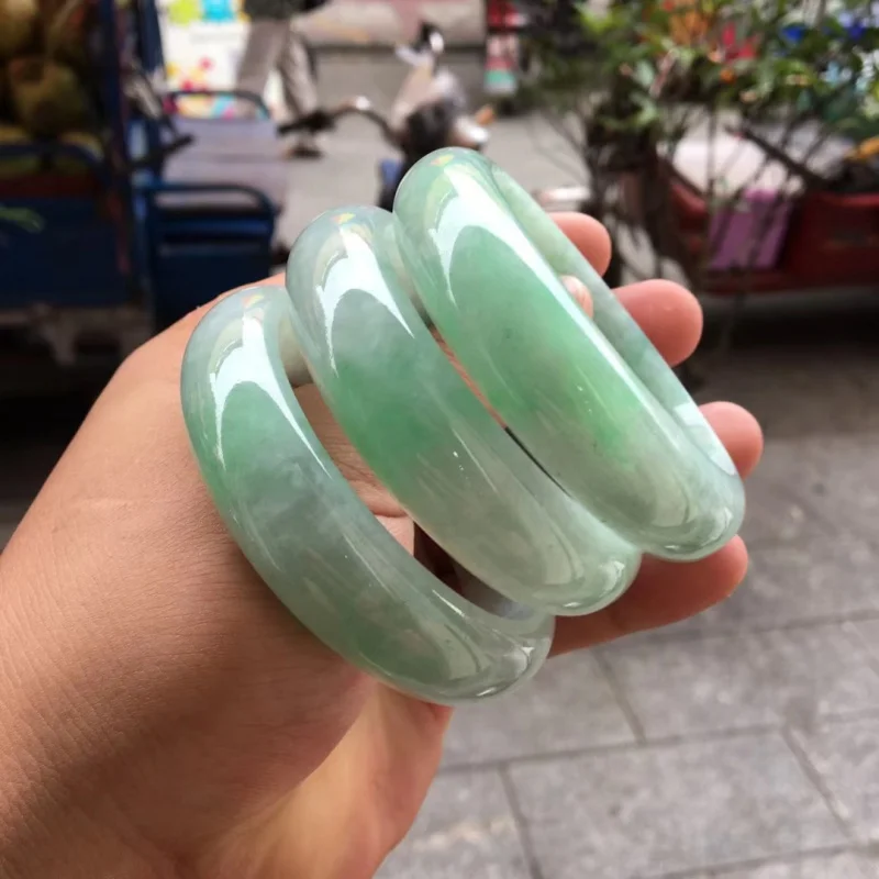 Natural Jade Bangle Bracelet - Green Floral Pattern - view 3